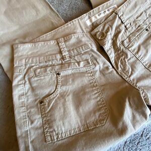 DKNY Jeans in Cream 